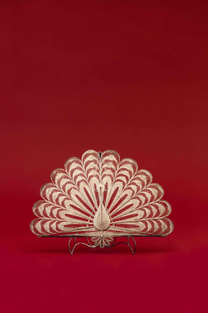 Công bạc filigree