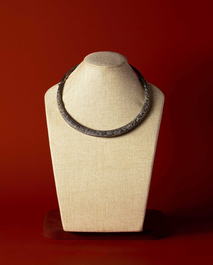 Kiềng bạc cổ